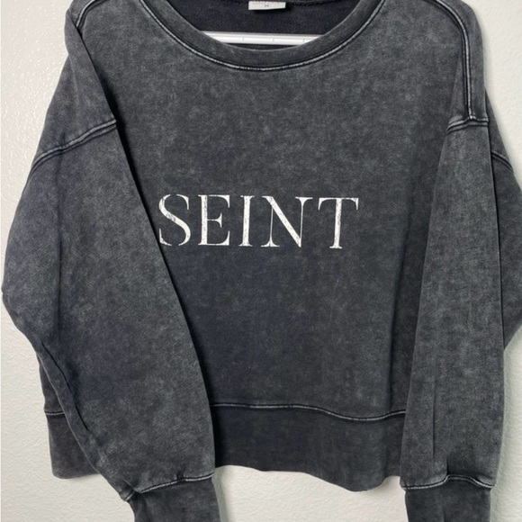 NWT Seint “Saint” Black Slightly Cropped Vintage Wash Sweatshirt Multiple Sizes - Picture 2 of 6